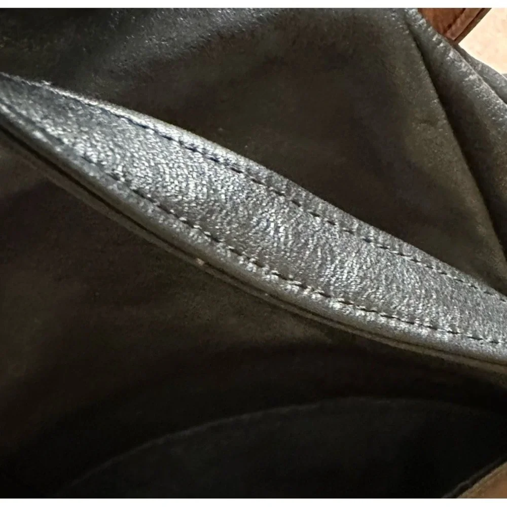 Pop's Black Leather Backpack Pockets Zip Medium Unisex‎ Minimalist